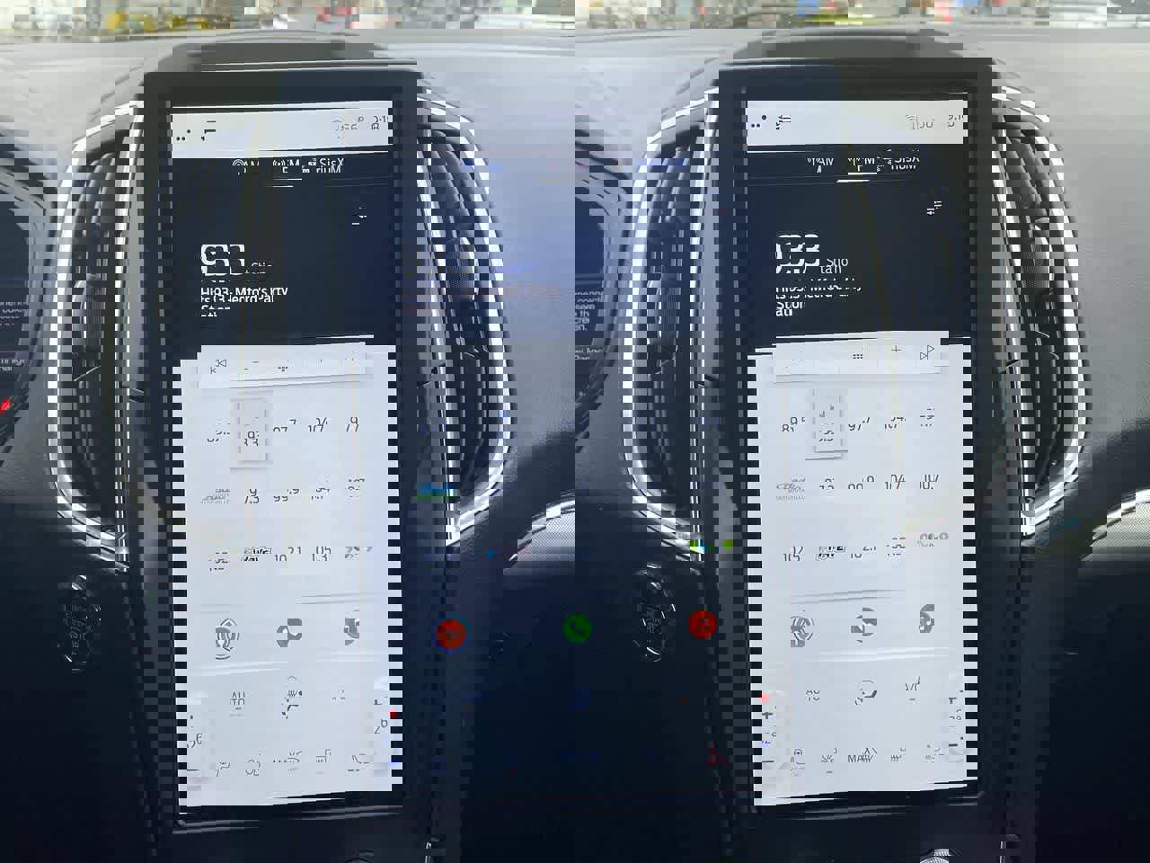 Used 2023 Ford Edge Titanium w/ Cargo Accessory Package image 16