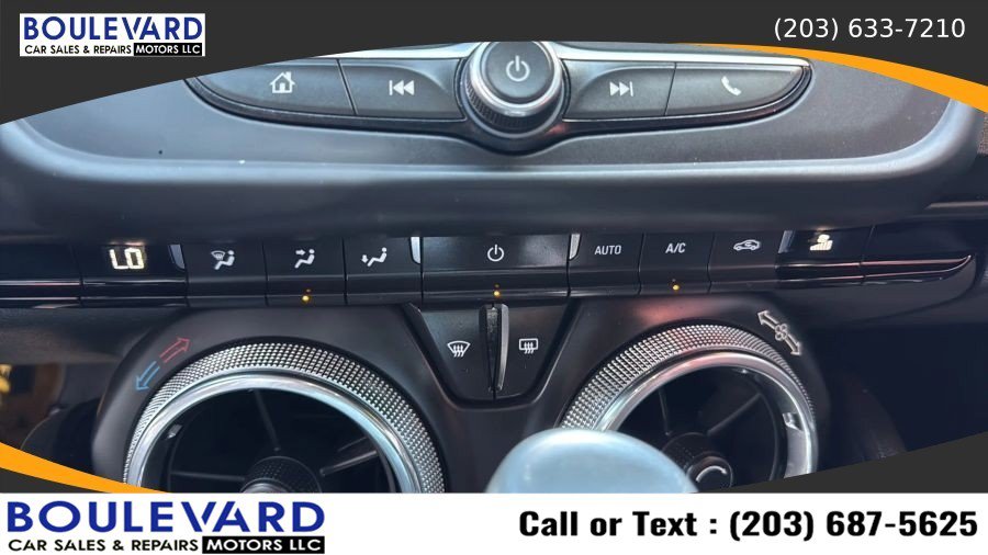 Used 2020 Chevrolet Camaro LT w/ RS Package RWD image 17
