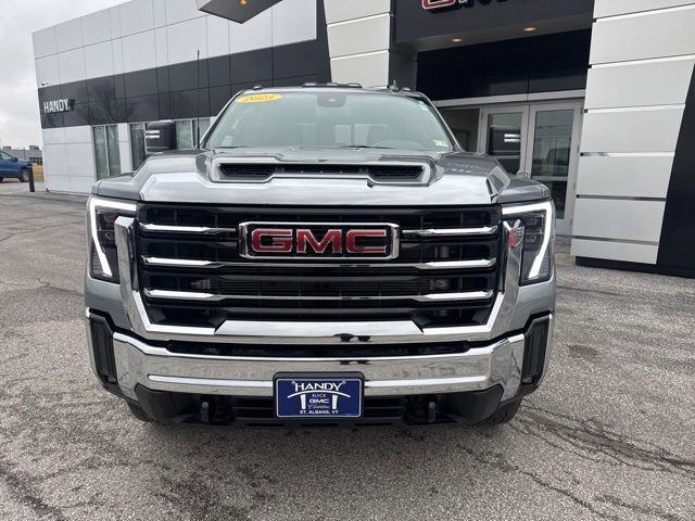 Used 2025 GMC Sierra 2500 SLE w/ SLE Value Package; image 2