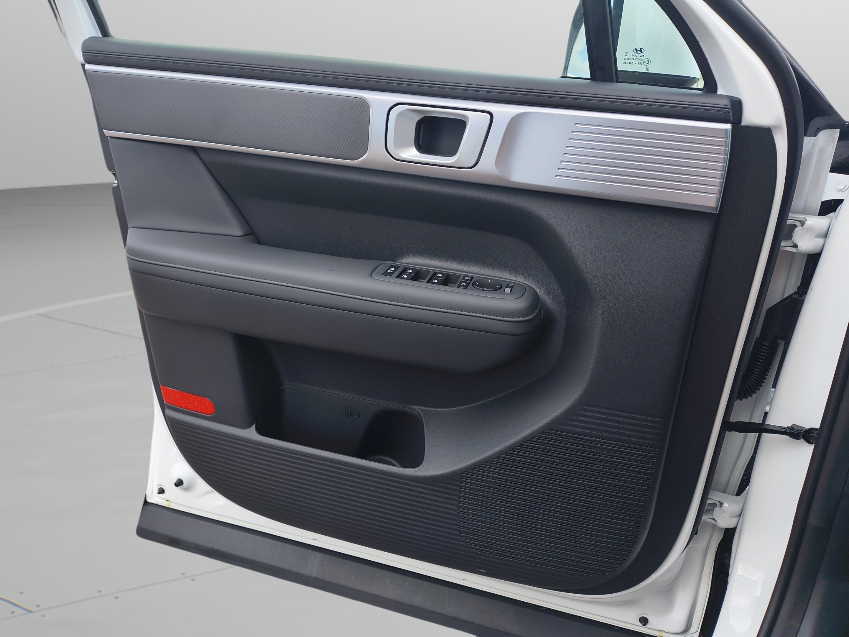 New 2027 Hyundai Santa Fe SEL FWD image 25