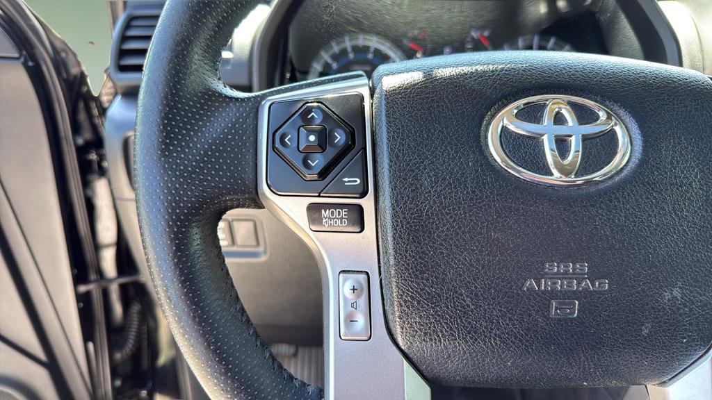 Used 2017 Toyota 4Runner Limited AWD/4WD image 22