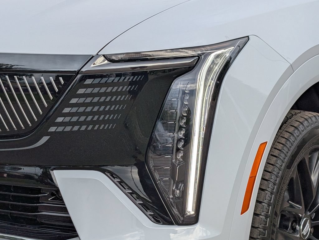 New 2026 Cadillac Escalade IQL Sport 2 w/ LPO, ONYX Package AWD/4WD image 7