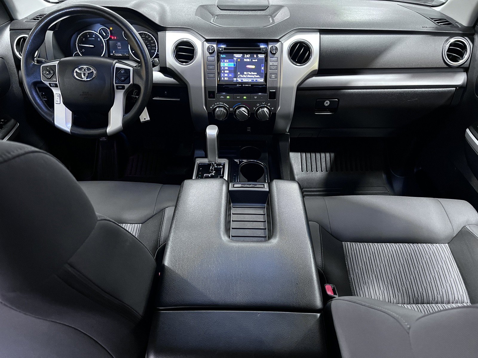 Used 2016 Toyota Tundra SR5 w/ SR5 Upgrade Package RWD image 13