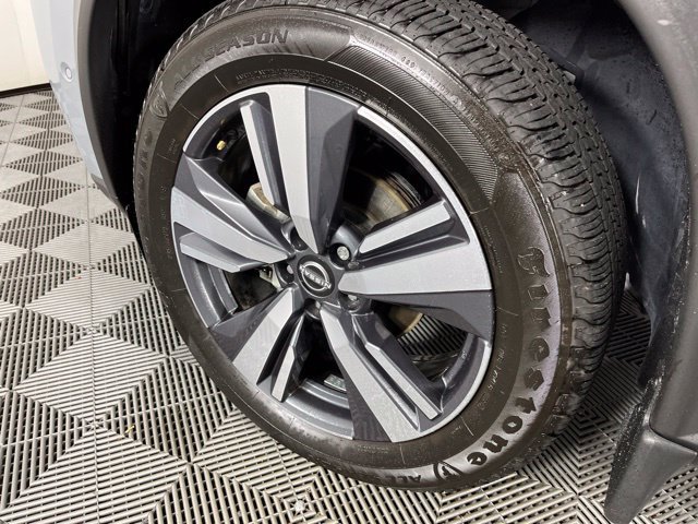 Used 2023 Nissan Rogue SL w/ SL Premium Package FWD image 14