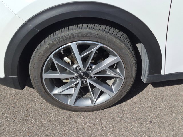 Used 2022 Kia Niro Touring Special Edition FWD image 15