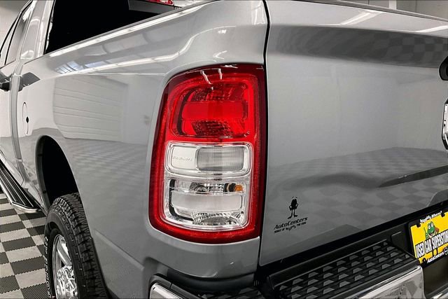 Used 2024 RAM 2500 Tradesman w/ Chrome Appearance Group image 34