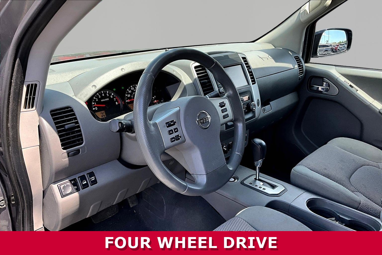 Used 2021 Nissan Frontier SV w/ Midnight Edition Floor Mats AWD/4WD image 16