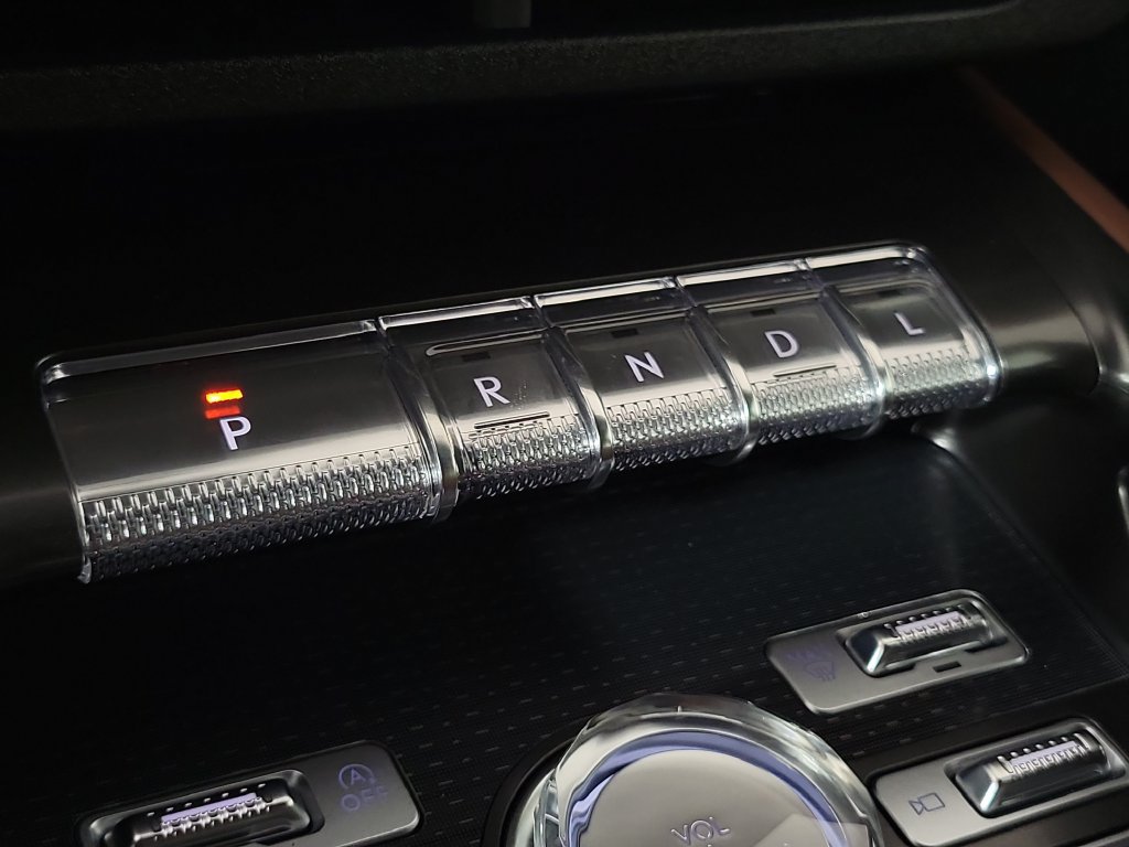 New 2026 Lincoln Nautilus Reserve AWD/4WD image 30