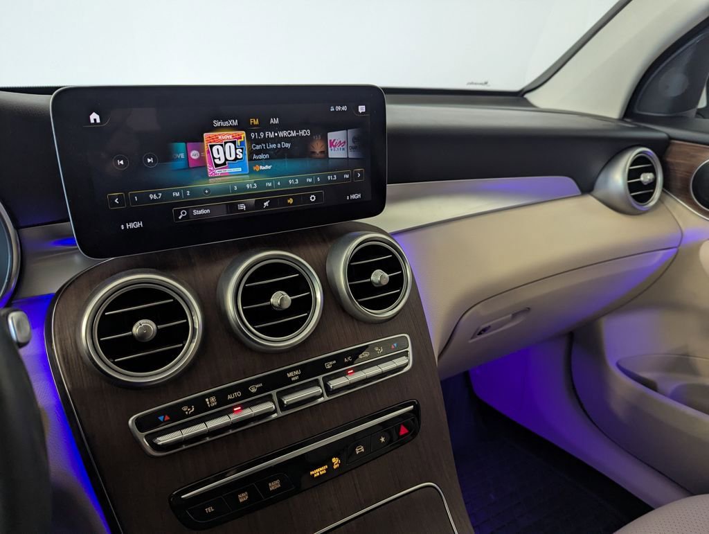 Used 2020 Mercedes-Benz GLC 300 image 7