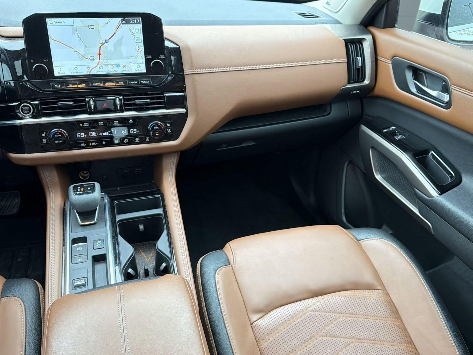 Used 2023 Nissan Pathfinder Platinum image 29