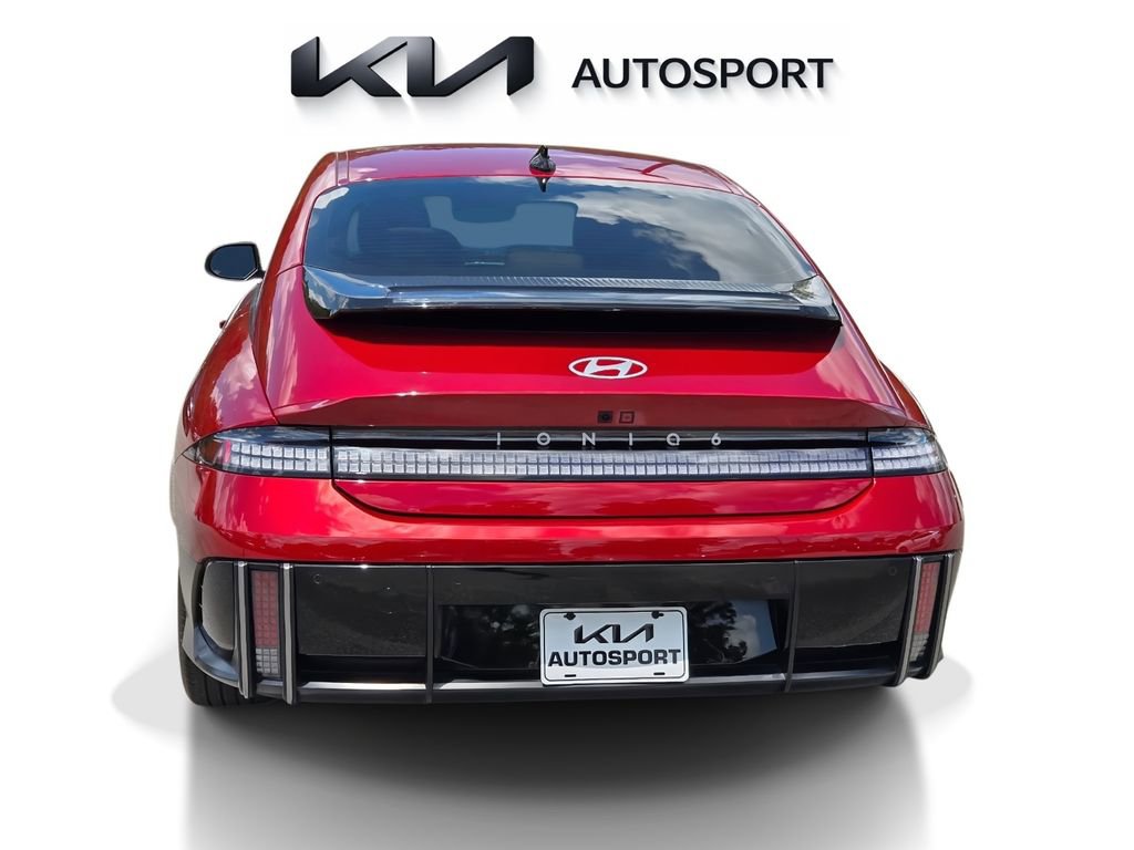 Used 2025 Hyundai Ioniq 6 SE RWD image 9