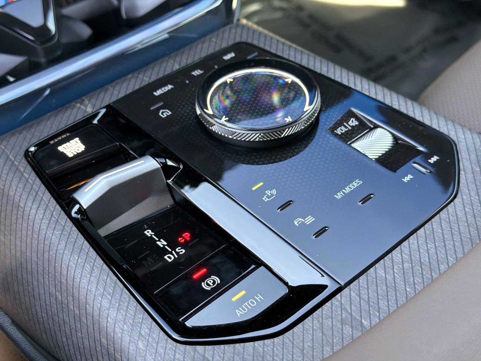 New 2026 BMW X3 xDrive30 w/ M Sport Package image 25