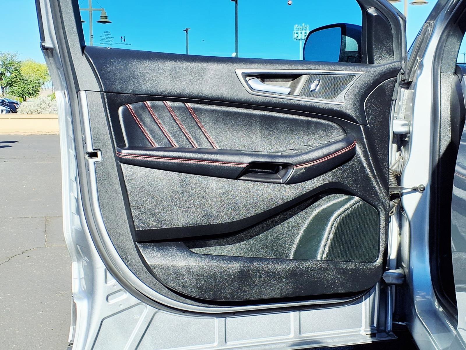 Certified 2023 Ford Edge ST-Line image 20