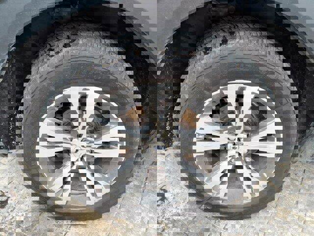 Used 2020 Ford Explorer Platinum w/ Premium Technology Package image 27