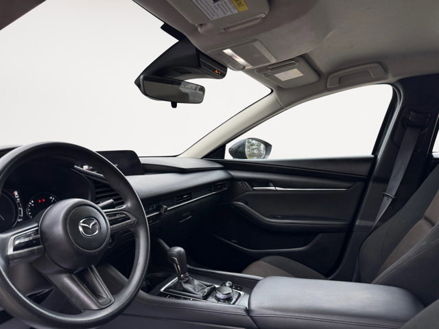 Used 2022 MAZDA MAZDA3 s image 9