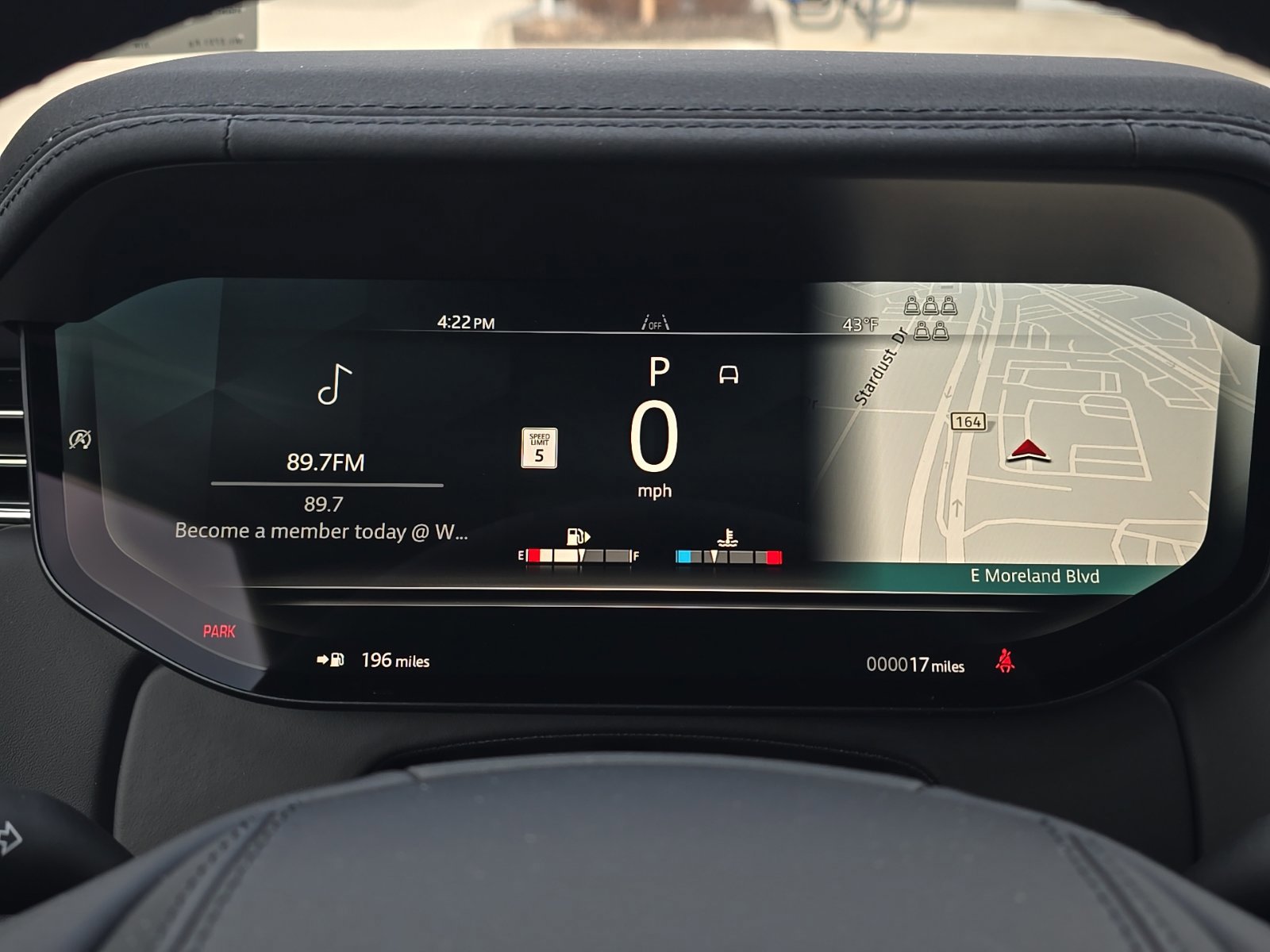 New 2026 Land Rover Range Rover Long Wheelbase SE image 14