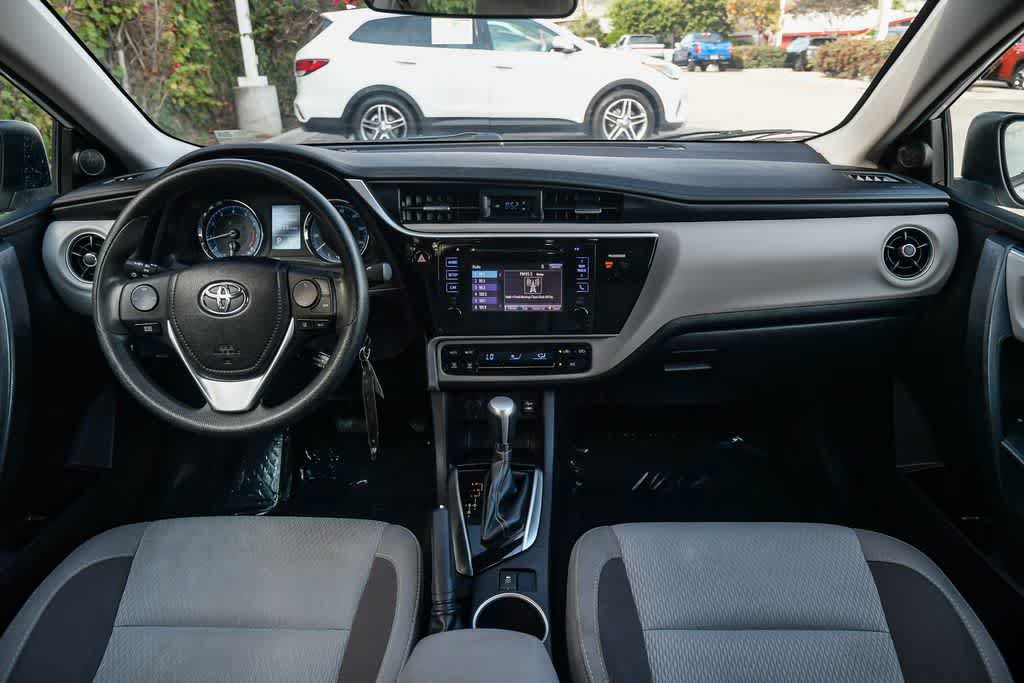Used 2017 Toyota Corolla LE FWD image 14