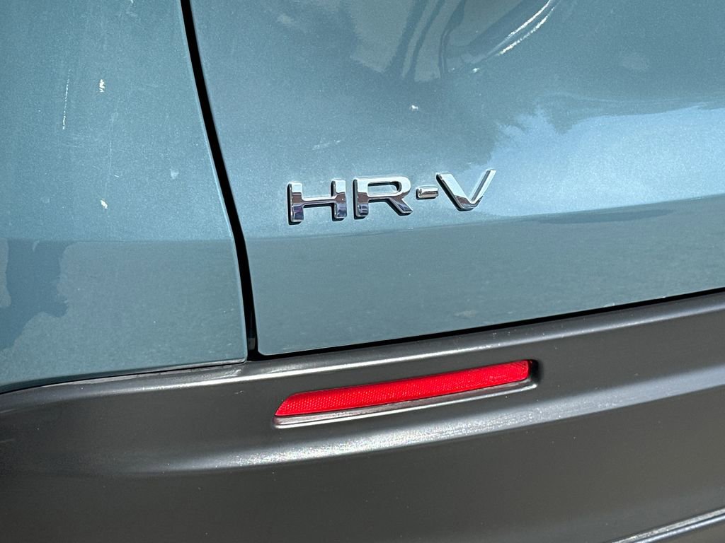 Used 2025 Honda HR-V LX image 5