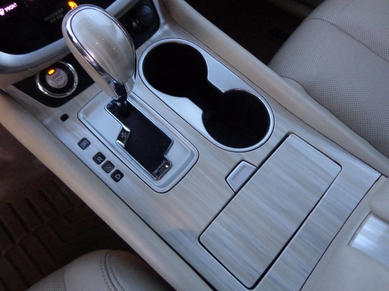 Used 2017 Nissan Murano SL image 18