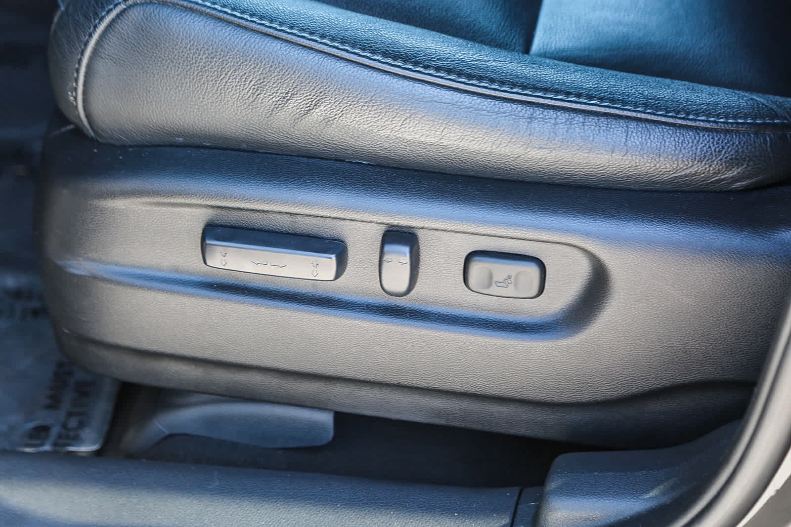 Used 2017 Honda Pilot EX-L image 19