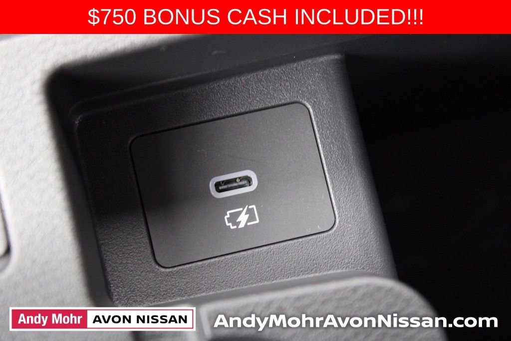 New 2025 Nissan Versa SV w/ Trunk Package image 27