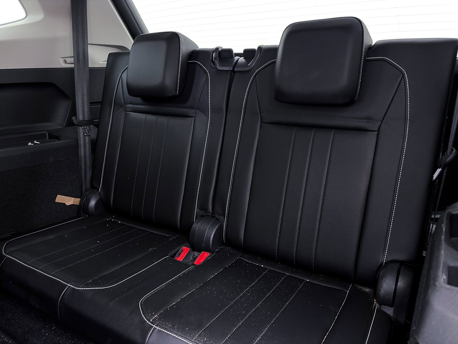 Used 2022 Volkswagen Tiguan SE image 36