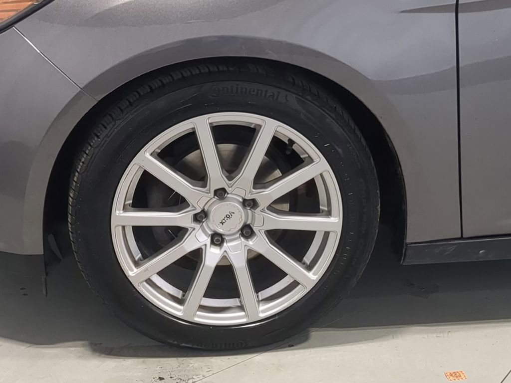 Used 2014 Ford Focus Titanium FWD image 17