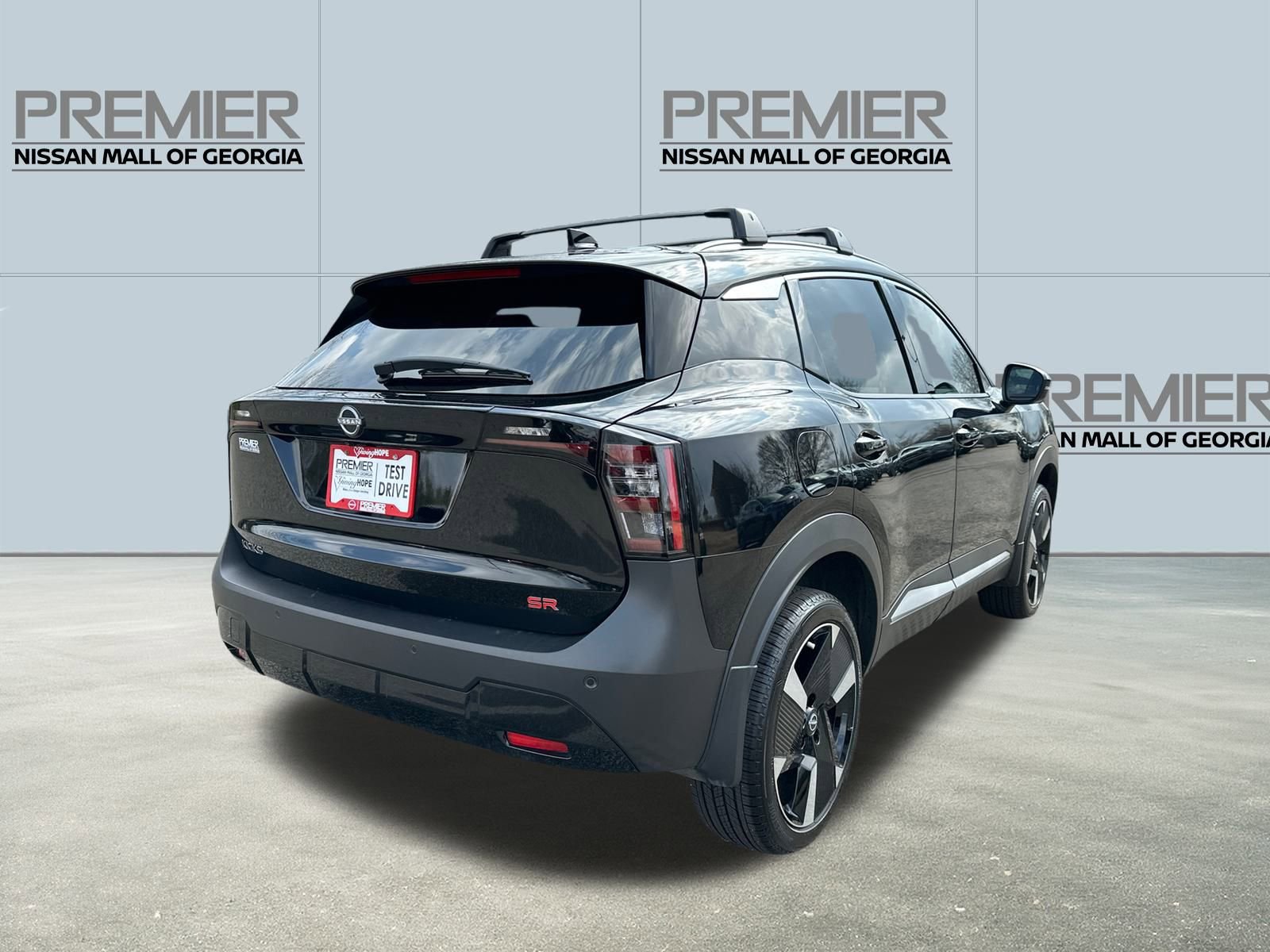 Certified 2025 Nissan Kicks SR FWD image 5
