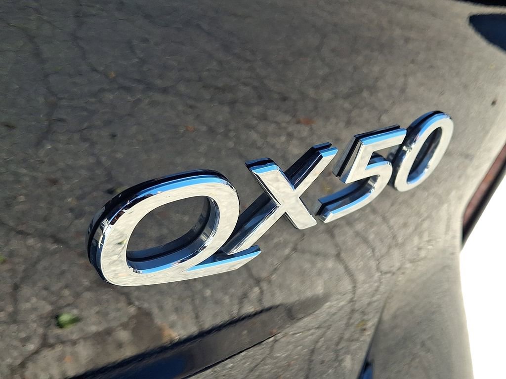 Used 2025 INFINITI QX50 Pure image 31