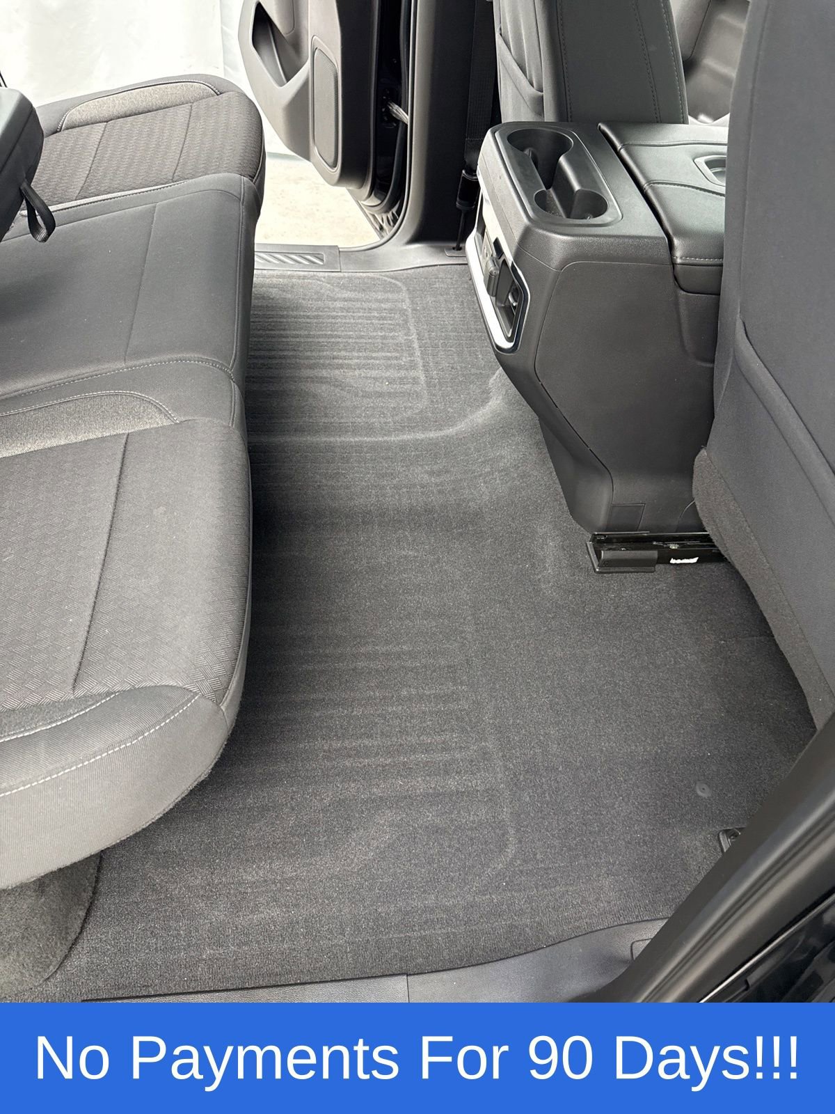 Used 2020 GMC Sierra 1500 Elevation w/ Elevation Value Package image 32