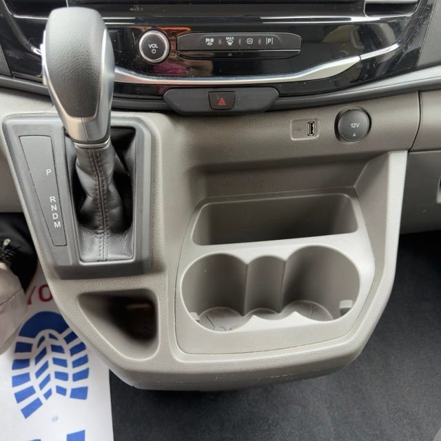 Used 2025 Ford Transit 350 XLT RWD image 13