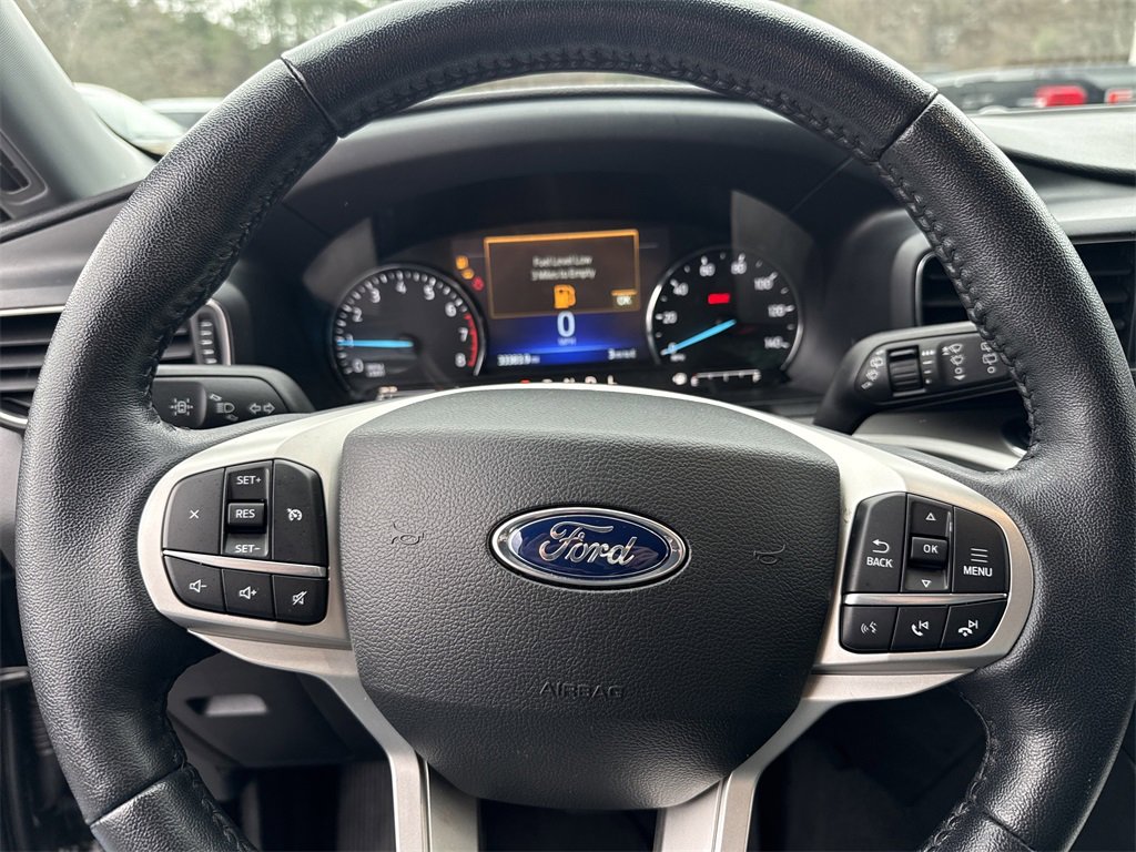 Used 2022 Ford Explorer XLT w/ Equipment Group 202A image 25