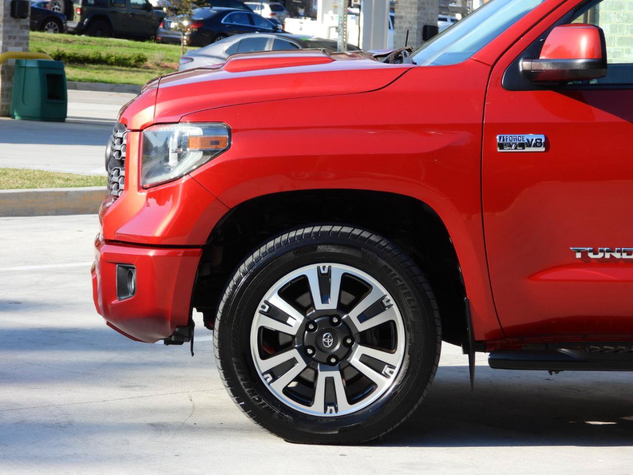 Used 2018 Toyota Tundra CrewMax SR5 w/ TRD Sport Package RWD image 36