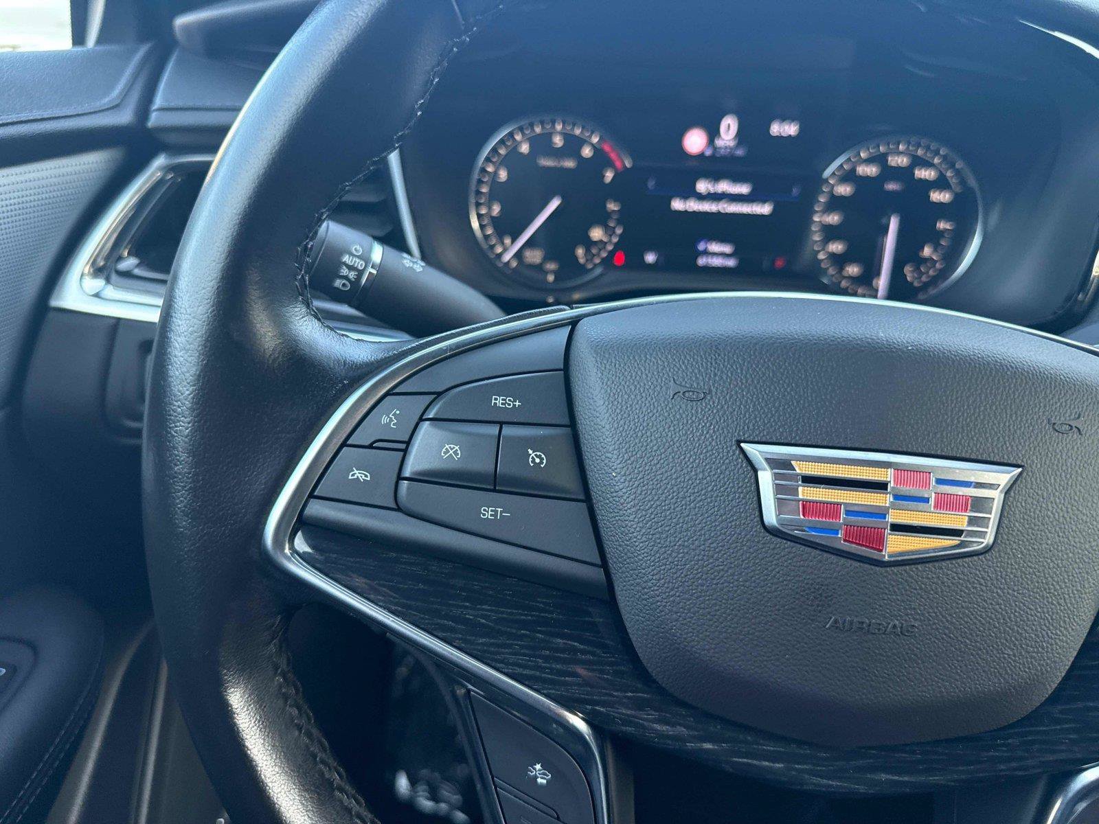 Used 2020 Cadillac XT5 Premium Luxury w/ LPO, Floor Liner Package FWD image 18