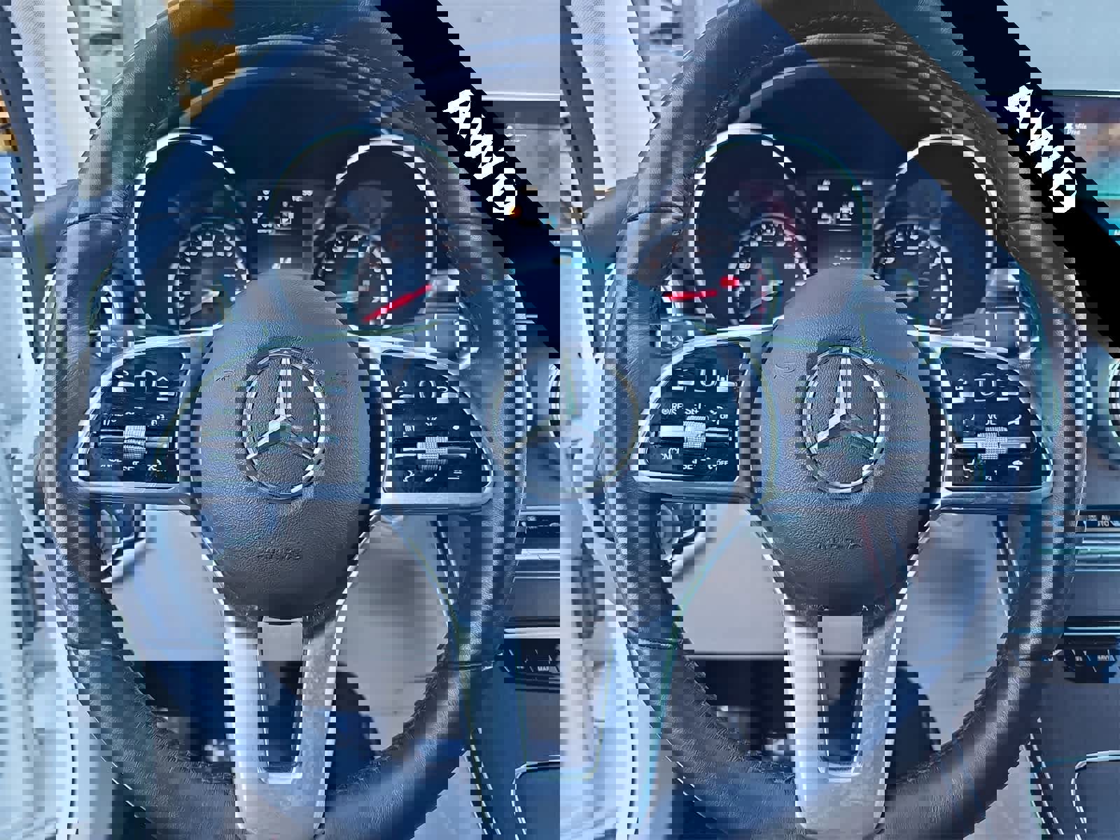 Used 2022 Mercedes-Benz GLC 300 4MATIC w/ Premium Package Lite image 19