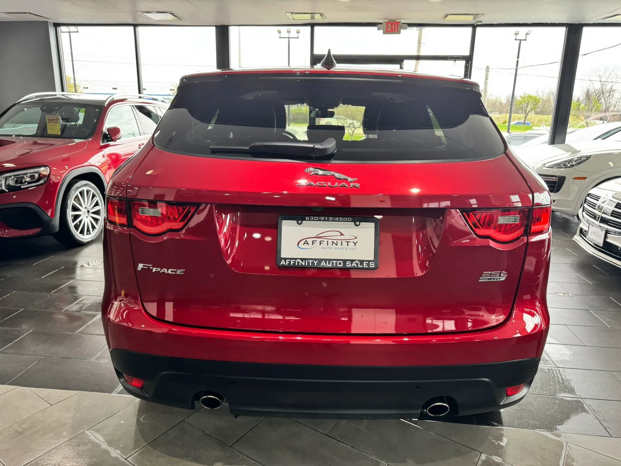 Used 2020 Jaguar F-PACE Prestige AWD/4WD image 4