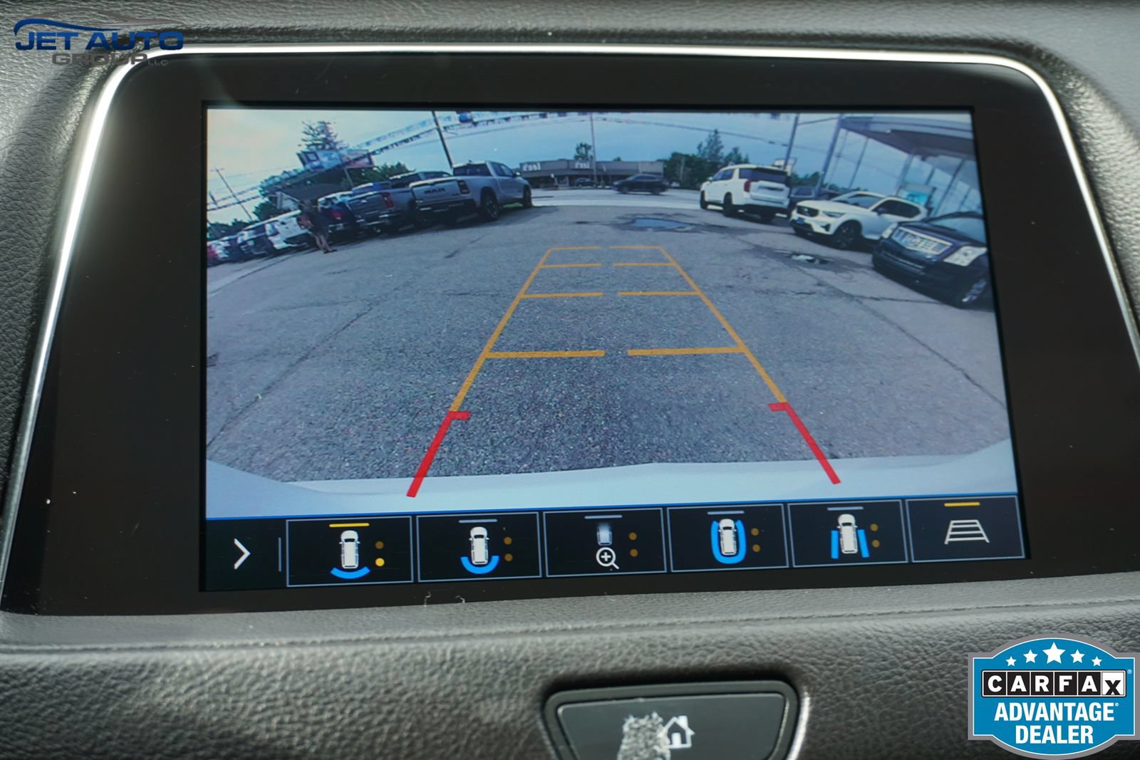 Used 2019 Cadillac XT4 Premium Luxury w/ Technology Package FWD image 34
