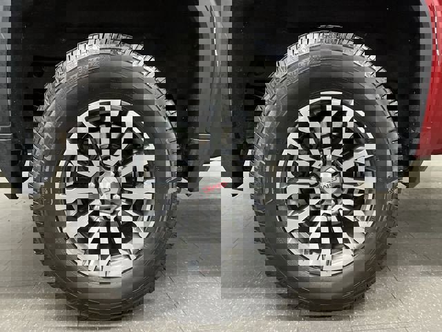 Certified 2021 GMC Sierra 1500 AT4 w/ AT4 Premium Package image 34