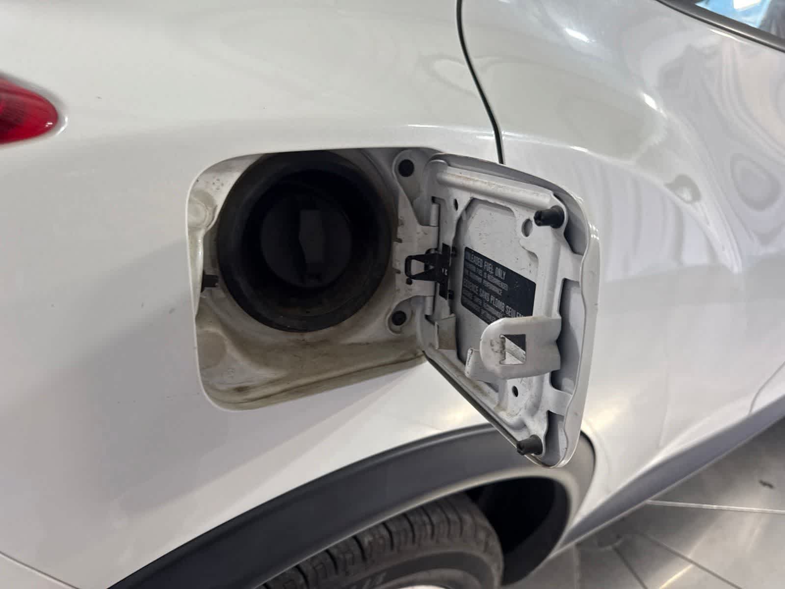 Used 2014 Nissan Juke S FWD image 16