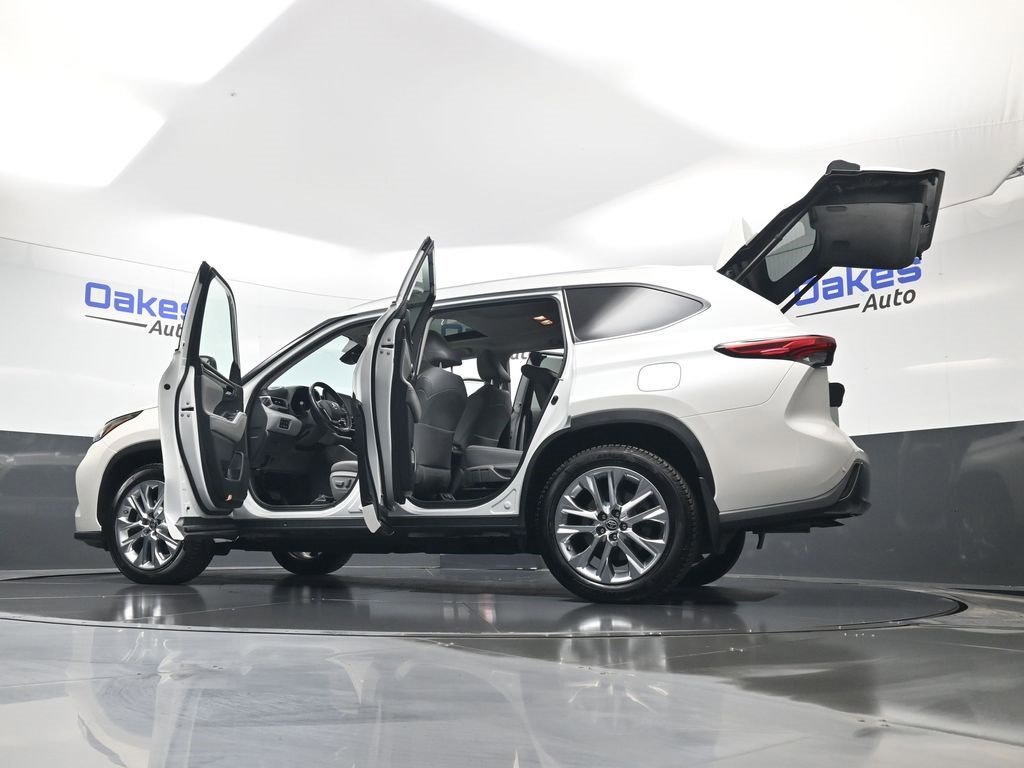Used 2021 Toyota Highlander Limited image 64