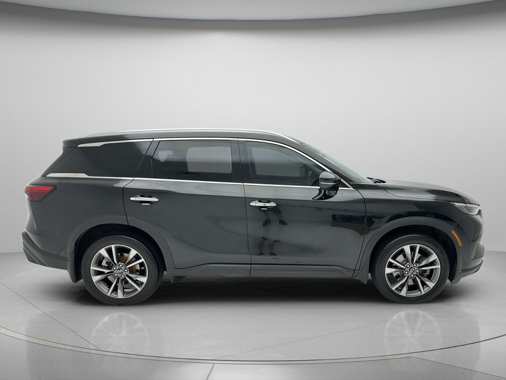 Used 2023 INFINITI QX60 Luxe w/ Performance Audio Package AWD/4WD image 4