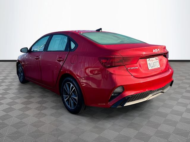 Used 2024 Kia Forte LXS w/ LXS Technology Package FWD image 4