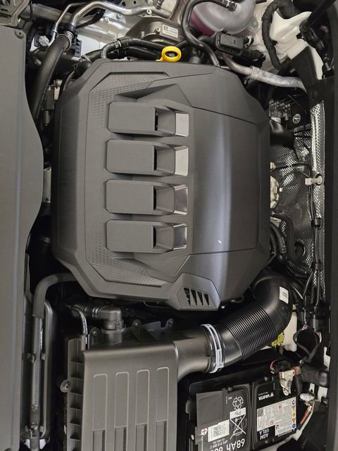 New 2025 Audi Q3 2.0T Premium image 10