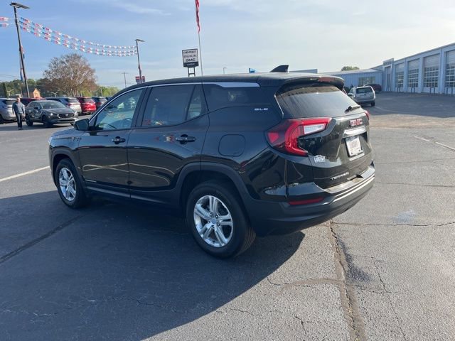 Used 2024 GMC Terrain SLE FWD image 37