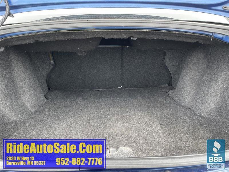 Used 2009 Chrysler Sebring Touring w/ Electronics Convenience Group image 26