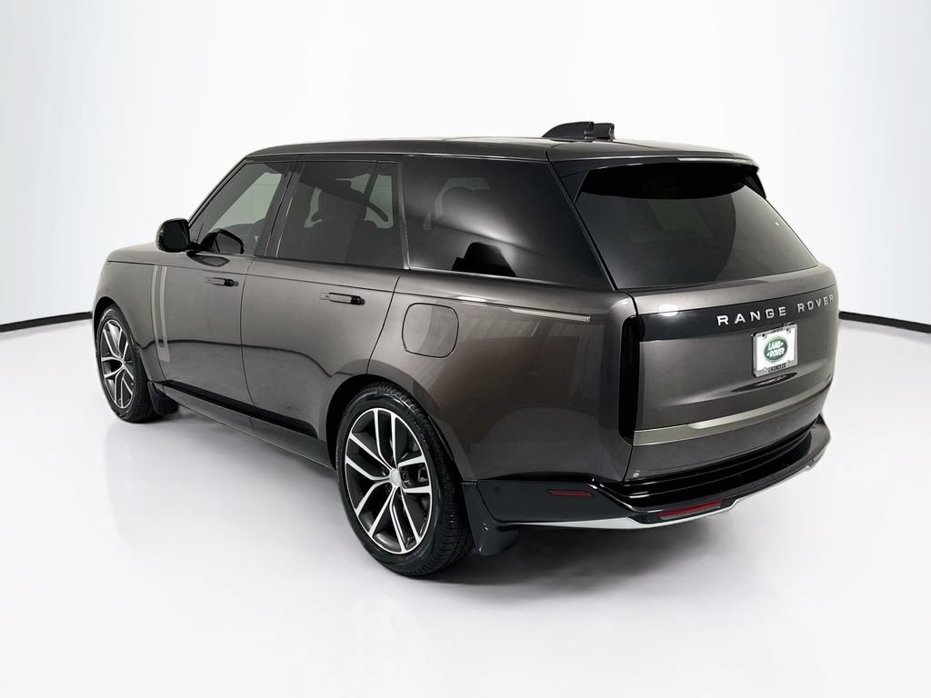 Used 2025 Land Rover Range Rover SE AWD/4WD image 7