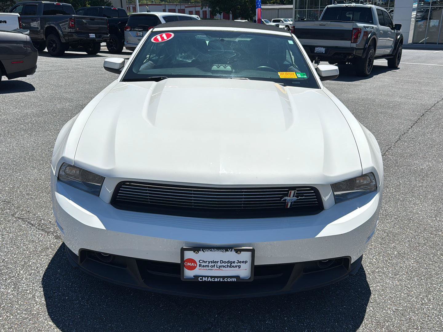 Used 2011 Ford Mustang GT Premium w/ Electronics Pkg RWD image 8