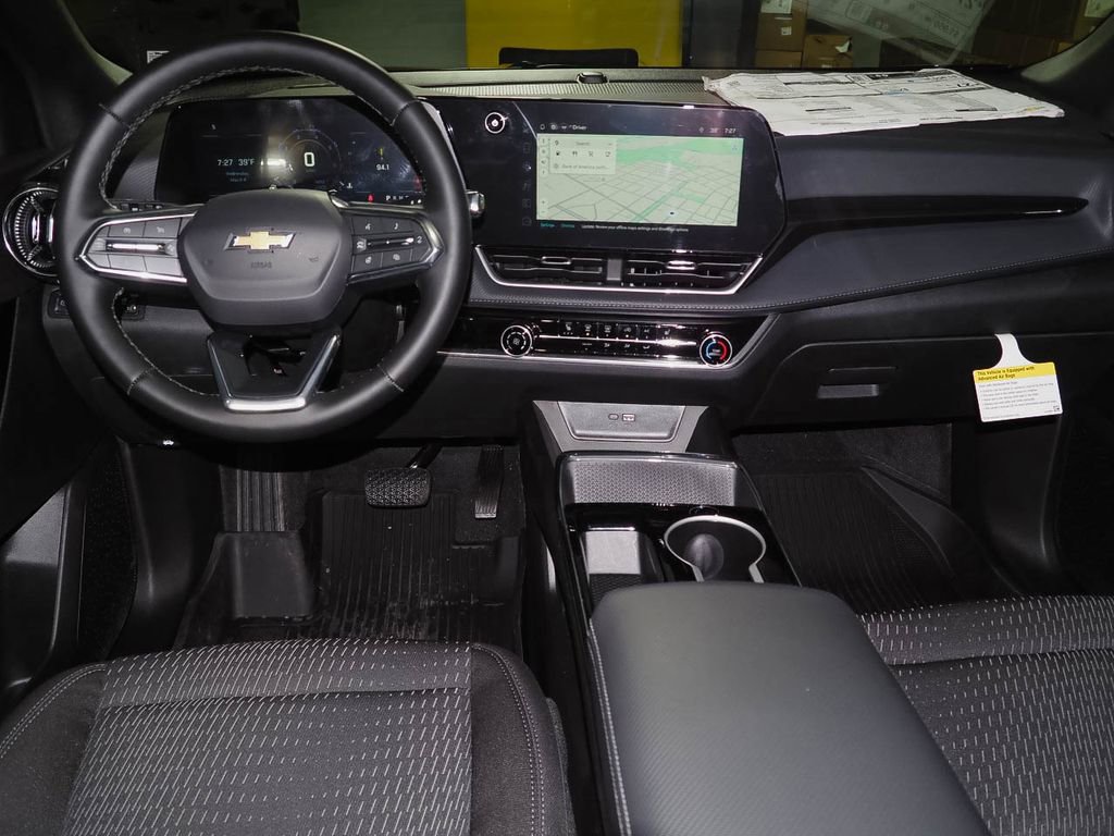 Used 2025 Chevrolet Equinox LT image 10