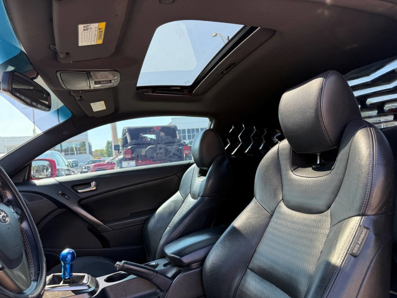 Used 2013 Hyundai Genesis 3.8 image 11