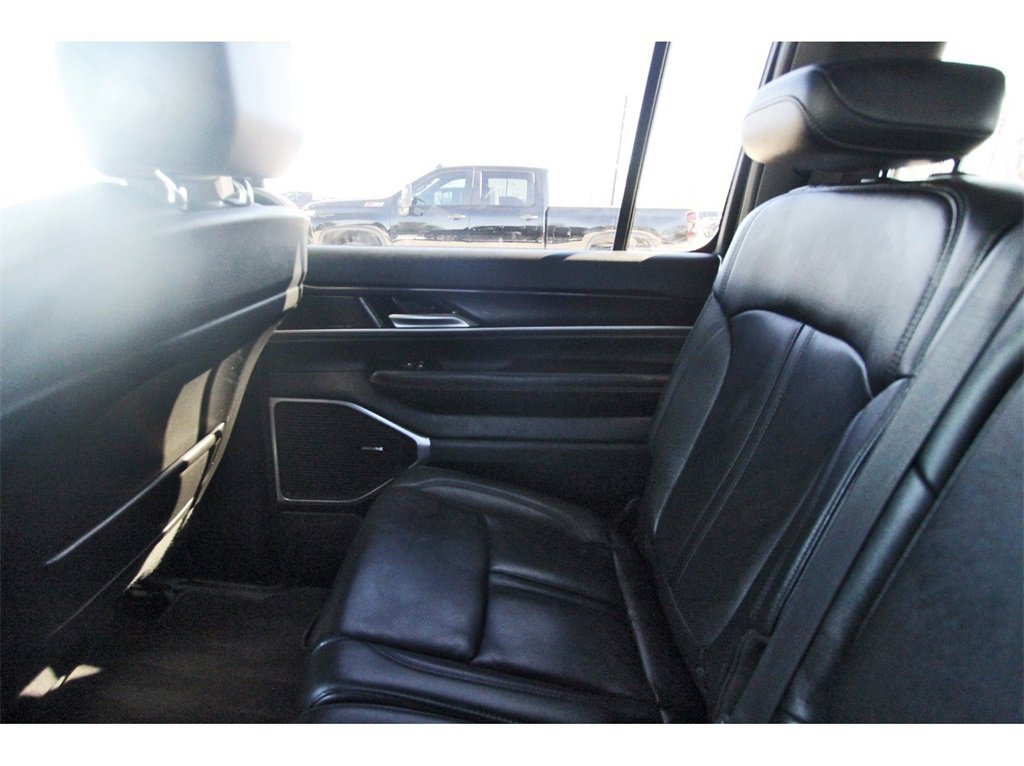 Used 2023 Jeep Wagoneer L 2WD w/ Premium Group I image 14